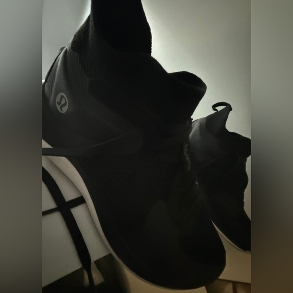 Lululemon Women’s Chargeful 2 Mid Workout Athletic Sneakers - Picture 13 of 16